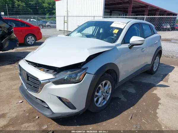 JM1DKFB70K0435998 2019 MAZDA CX-3 - Image 2