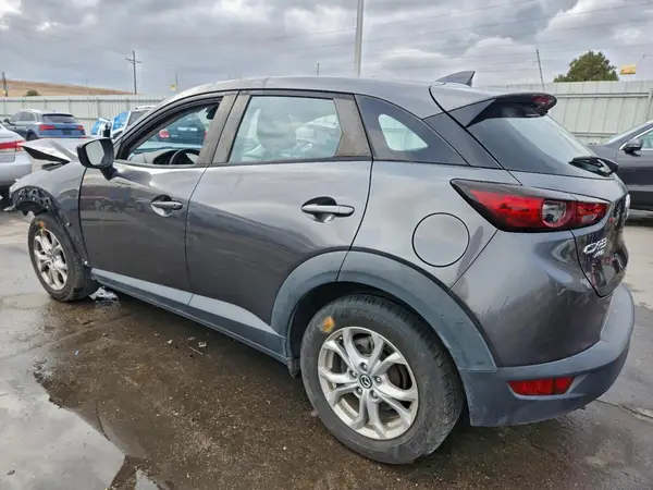 JM1DKFB70L1468494 2020 MAZDA CX-3 - Image 2