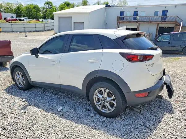JM1DKFB70L1470651 2020 MAZDA CX-3 - Image 2