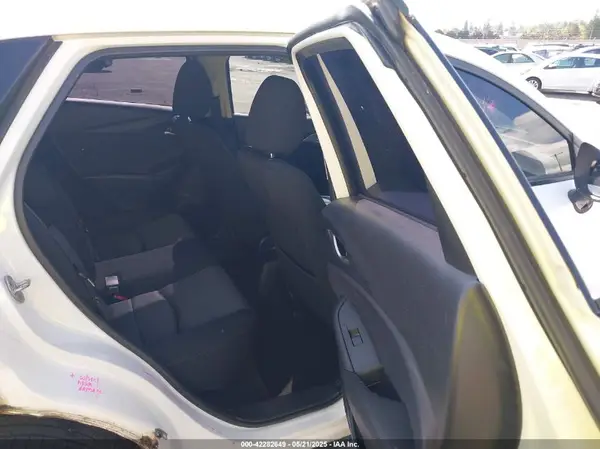 JM1DKFB71H0151059 2017 MAZDA CX-3 - Image 8