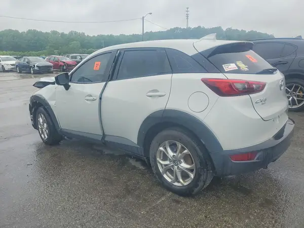 JM1DKFB71J0314413 2018 MAZDA CX-3 - Image 2