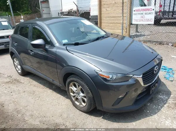 JM1DKFB72G0130588 2016 MAZDA CX-3 - Image 1