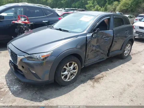 JM1DKFB72G0130588 2016 MAZDA CX-3 - Image 2