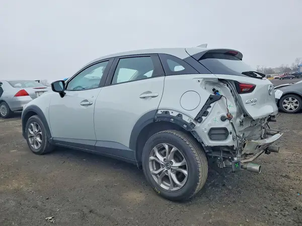 JM1DKFB72L1469016 2020 MAZDA CX-3 - Image 2
