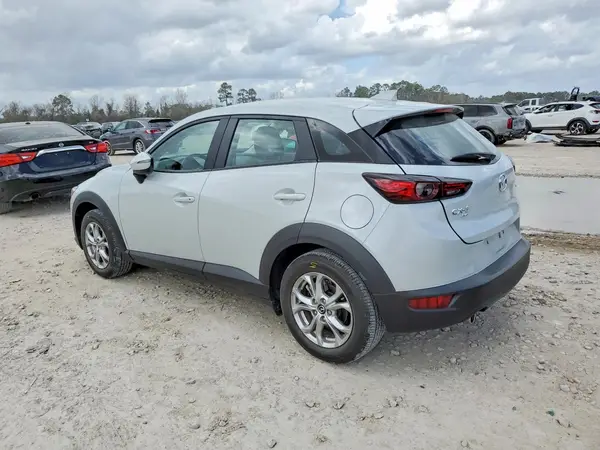 JM1DKFB72M1515946 2021 MAZDA CX-3 - Image 2