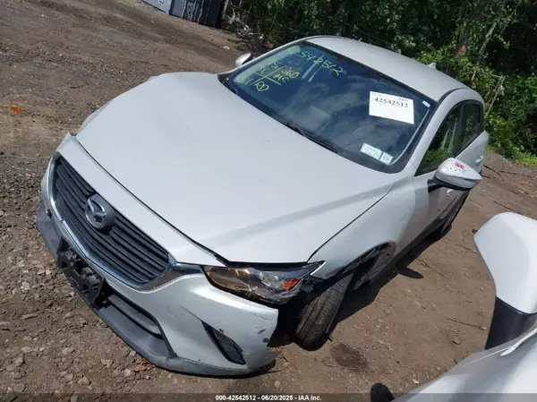JM1DKFB73K0453847 2019 MAZDA CX-3 - Image 2