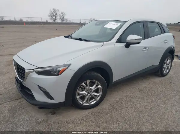 JM1DKFB73K1459593 2019 MAZDA CX-3 - Image 2