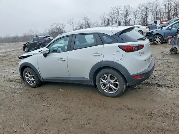 JM1DKFB73M1516717 2021 MAZDA CX-3 - Image 2