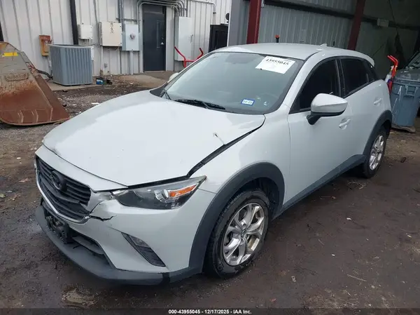JM1DKFB74H0154795 2017 MAZDA CX-3 - Image 2