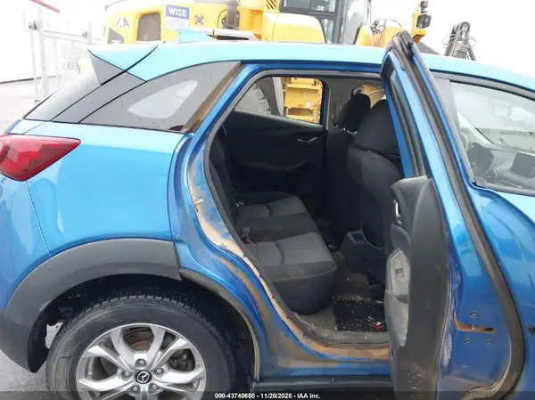 JM1DKFB74H0161200 2017 MAZDA CX-3 - Image 8