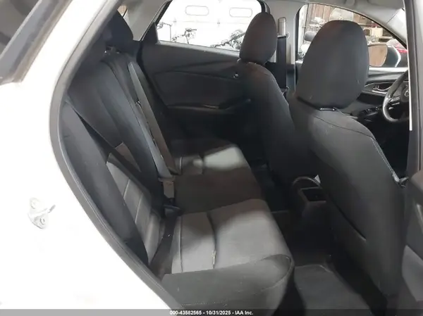 JM1DKFB74J0325180 2018 MAZDA CX-3 - Image 8