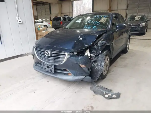 JM1DKFB74K1423928 2019 MAZDA CX-3 - Image 2