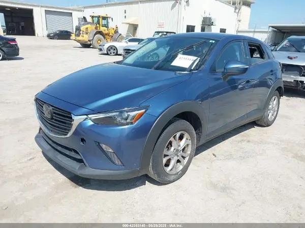 JM1DKFB74L1474895 2020 MAZDA CX-3 - Image 2