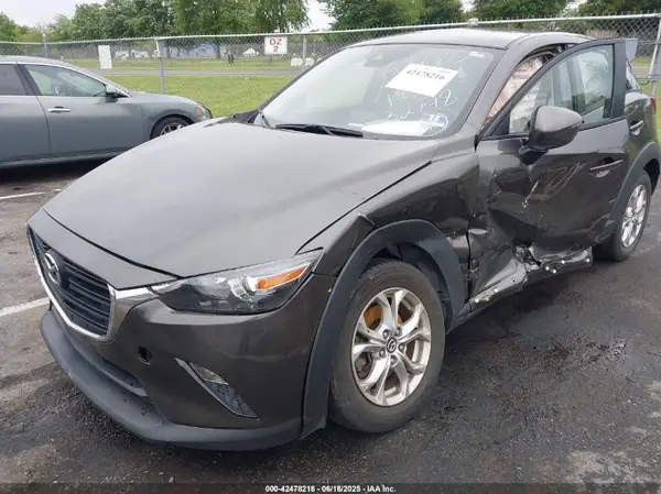JM1DKFB76K0432748 2019 MAZDA CX-3 - Image 2