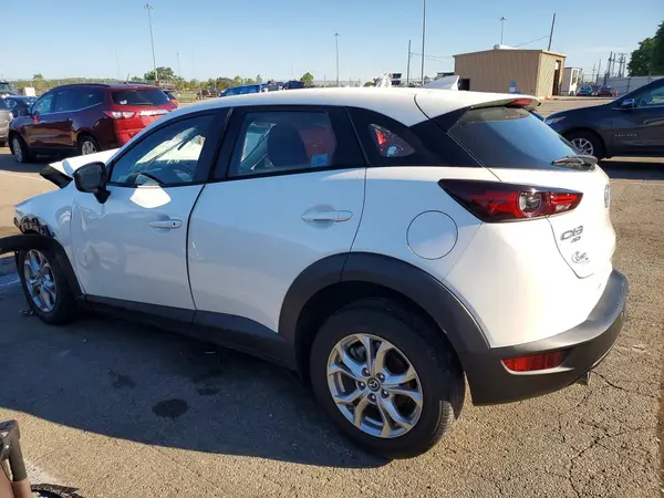 JM1DKFB76L1471576 2020 MAZDA CX-3 - Image 2