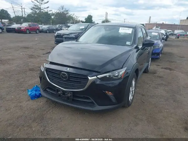 JM1DKFB77L1474177 2020 MAZDA CX-3 - Image 2