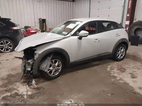 JM1DKFB77M1515277 2021 MAZDA CX-3 - Image 2