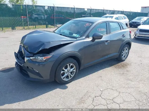 JM1DKFB78H0172829 2017 MAZDA CX-3 - Image 2