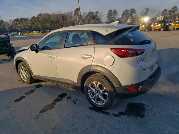JM1DKFB78J0301481 2018 MAZDA CX-3 - Image 2