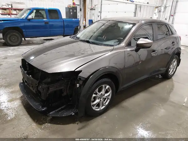 JM1DKFB78J0301934 2018 MAZDA CX-3 - Image 2