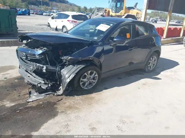 JM1DKFB78J1330585 2018 MAZDA CX-3 - Image 2