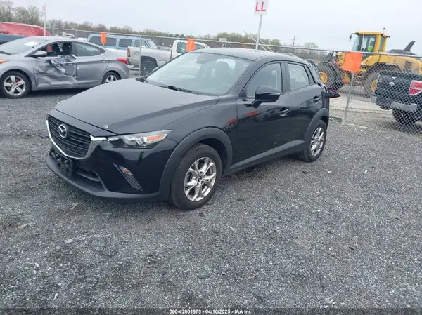 JM1DKFB78K1452445 2019 MAZDA CX-3 - Image 2