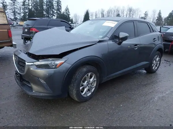 JM1DKFB78L1468288 2020 MAZDA CX-3 - Image 2