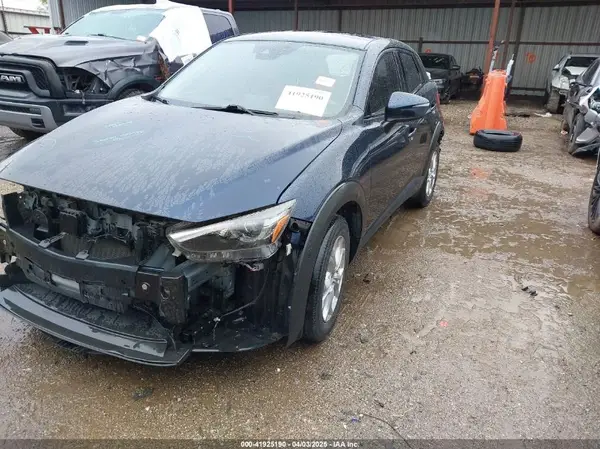 JM1DKFB78L1473491 2020 MAZDA CX-3 - Image 2