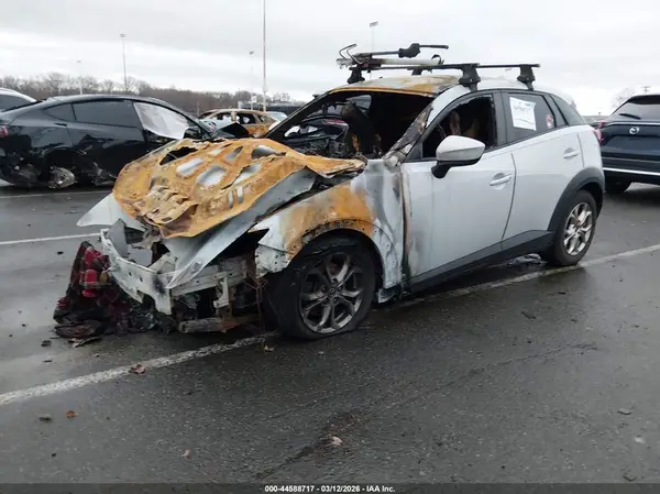 JM1DKFB79J0315650 2018 MAZDA CX-3 - Image 2