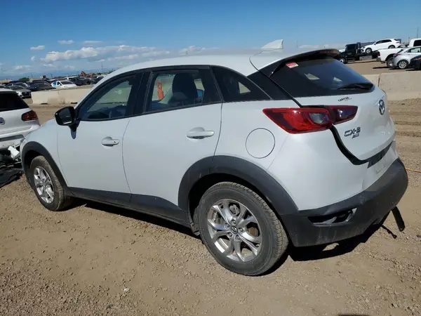 JM1DKFB79K0425020 2019 MAZDA CX-3 - Image 2