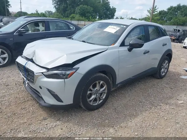 JM1DKFB79K0427494 2019 MAZDA CX-3 - Image 2