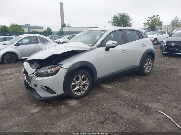 JM1DKFB79K0443792 2019 MAZDA CX-3 - Image 2
