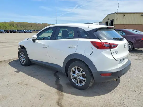 JM1DKFB79K1416117 2019 MAZDA CX-3 - Image 2