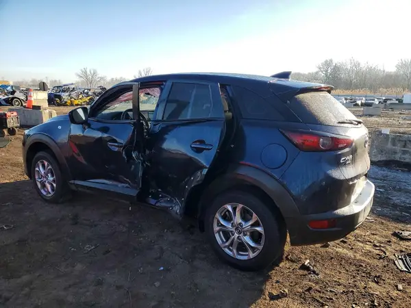 JM1DKFB79L1469823 2020 MAZDA CX-3 - Image 2