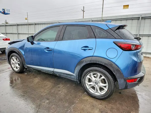 JM1DKFB79L1475105 2020 MAZDA CX-3 - Image 2