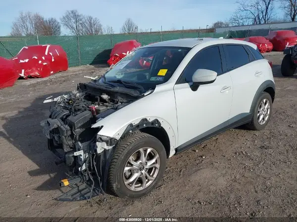 JM1DKFB7XJ0318346 2018 MAZDA CX-3 - Image 2