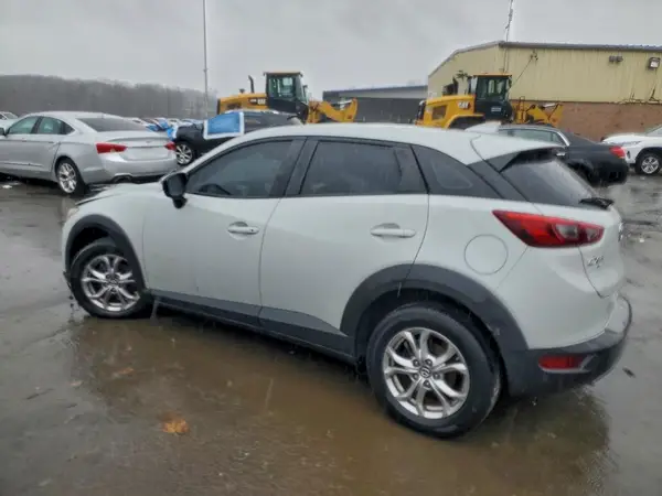 JM1DKFB7XK1420953 2019 MAZDA CX-3 - Image 2