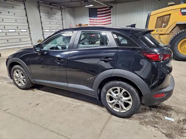 JM1DKFB7XL1473072 2020 MAZDA CX-3 - Image 2