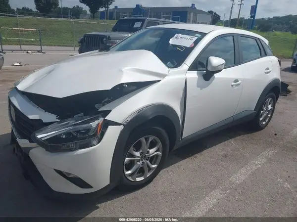 JM1DKFB7XM1507500 2021 MAZDA CX-3 - Image 2