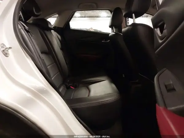 JM1DKFC70J0305748 2018 MAZDA CX-3 - Image 8