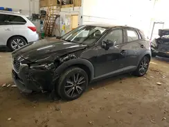 JM1DKFC70J0316975 2018 MAZDA CX-3