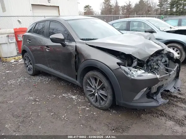 JM1DKFC70J0320122 2018 MAZDA CX-3 - Image 1