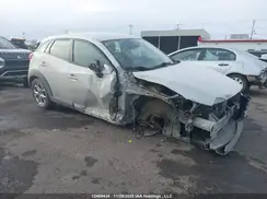JM1DKFC70J1305601 2018 MAZDA CX-3