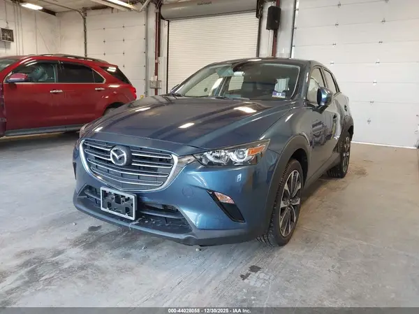 JM1DKFC70K0423672 2019 MAZDA CX-3 - Image 2