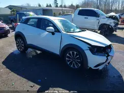 JM1DKFC70K0428242 2019 MAZDA CX-3