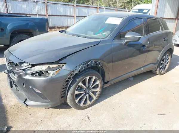 JM1DKFC70K0445901 2019 MAZDA CX-3 - Image 2