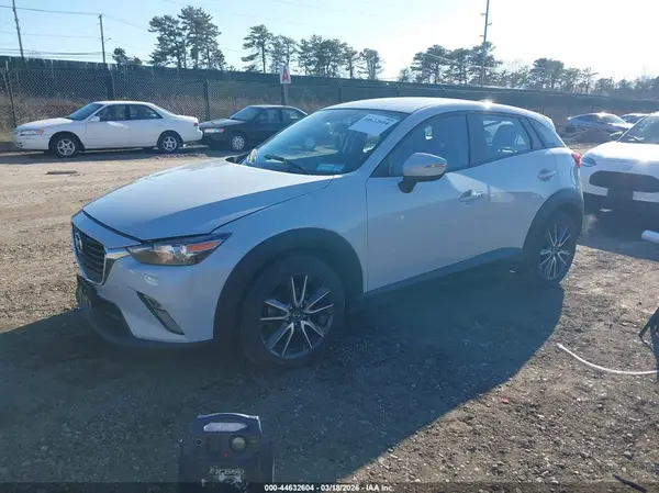 JM1DKFC71H0165574 2017 MAZDA CX-3 - Image 2