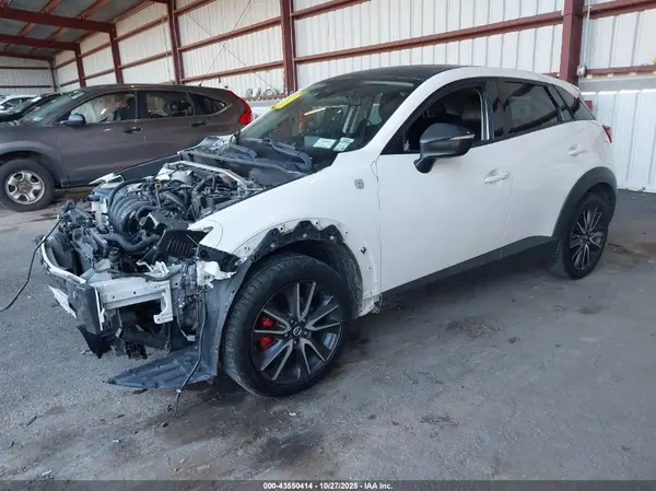 JM1DKFC71J0303460 2018 MAZDA CX-3 - Image 2