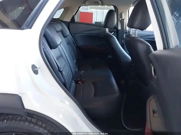 JM1DKFC71J0303460 2018 MAZDA CX-3 - Image 8
