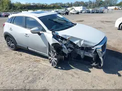 JM1DKFC71J0320971 2018 MAZDA CX-3